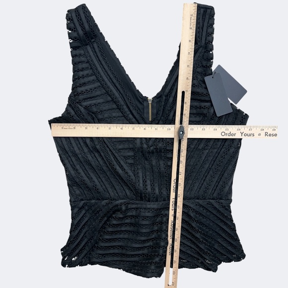Guess Top Womens Medium Black Matilda Shadow Mesh Peplum Sleeveless Fitted USA - Picture 10 of 12